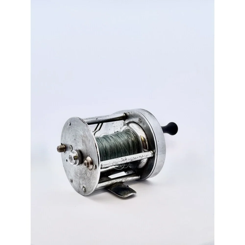 Vintage Shakespeare Direct Drive Model FC No. 1950 Made In USA Fishing Reel
